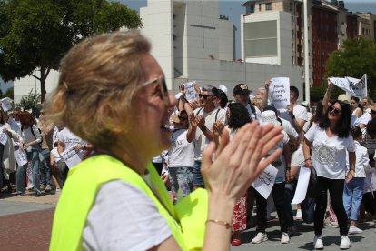 Marea blanca para pedir una Sanidad digna en el Bierzo.