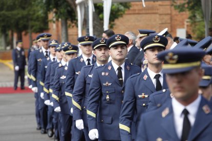 La Academia del Aire de León titula a 320 sargentos.