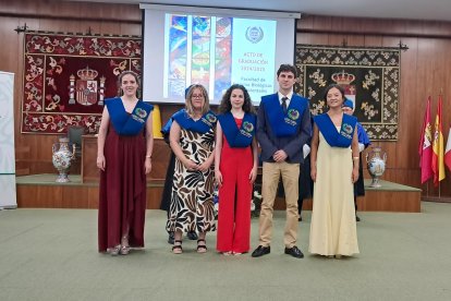 Graduación de los alumnos de la Facultad de Ciencias Biológicas y Ambientales.