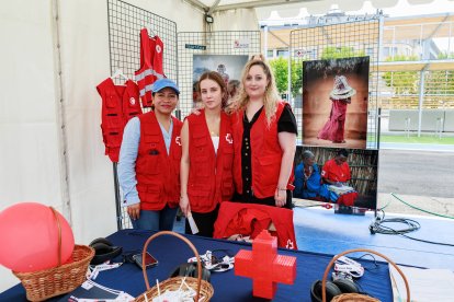 El consejero de presidencia presidió la inauguración del festival de la cooperación.