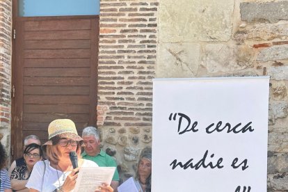 Un momento de la lectura pública 'Un océano en mí' de Creacción Mental.