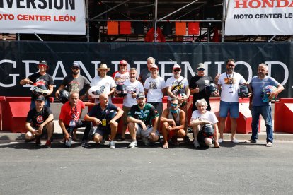 Foto de familia de la categoría de Clásicas 2 Tiempos