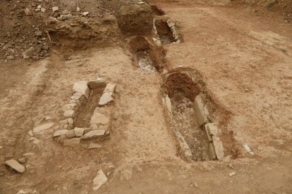 Restos de una necrópolis en Grajal de Ribera.