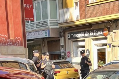 Un momento de la intervención policial en Julio del Campo