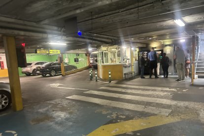 Estado actual del aparcamiento de Santo Domingo en León.