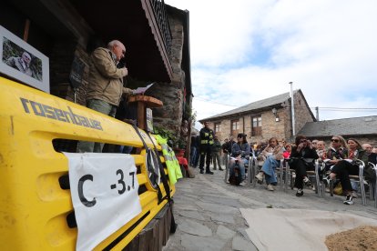 Homenaje en Espinoso de Compludo al brigadista fallecido