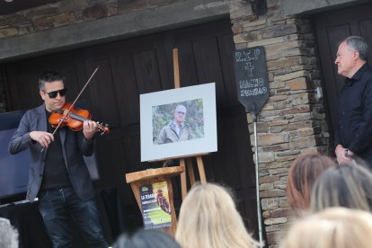 Homenaje en Espinoso de Compludo al brigadista fallecido