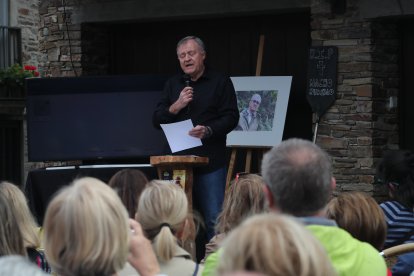 Homenaje en Espinoso de Compludo al brigadista fallecido