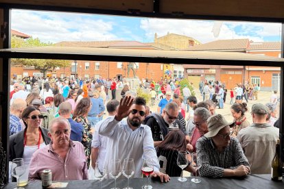 Stand de la DO León en la Feria del Pimiento de Fresno de la Vega