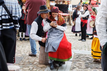 Concurso y desfile de carros engalanados en San Froilán.