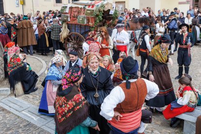Concurso y desfile de carros engalanados en San Froilán.