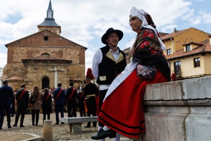 Concurso y desfile de carros engalanados en San Froilán.