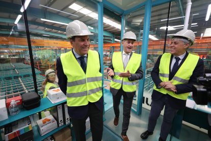 Visita de Carriedo a Tvitec en Cubillos del Sil