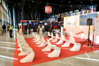 Reúne a 6.000 participantes, más de 300 ponentes, 192 stands, 40 países invitados y 15 delegaciones internacionales