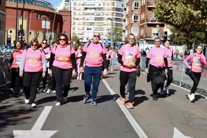 La Carrera de la Mujer repite éxito de participación y emoción.