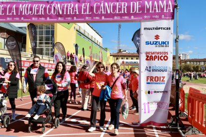En familia y con amistades para sumar energía a la reivindicación.