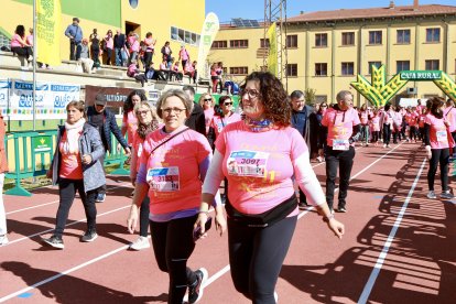 La Carrera de la Mujer repite éxito de participación y emoción.