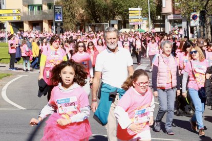 La Carrera de la Mujer repite éxito de participación y emoción.