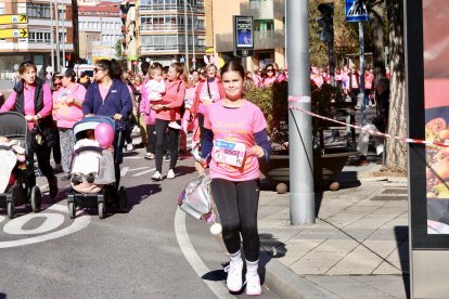La Carrera de la Mujer repite éxito de participación y emoción.