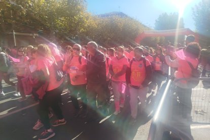 La Carrera de la Mujer repite éxito de participación y emoción.