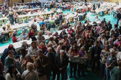 Encuentro de bolilleras en Navatejera.