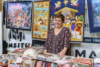 Encuentro de bolilleras en Navatejera.