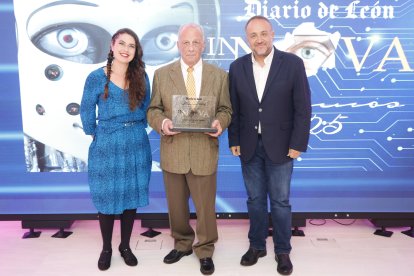 La empresa Aquilón recogió el premio de Agroalimentación 2025.
