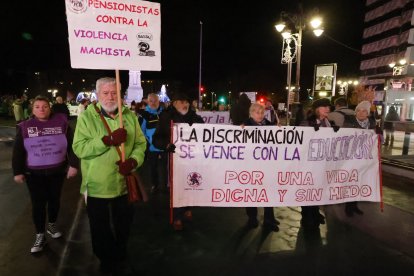 Manifestación por el 25-N en León.