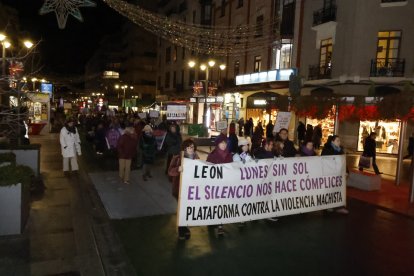 Manifestación por el 25-N en León.