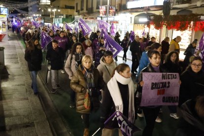 Manifestación por el 25-N en León.