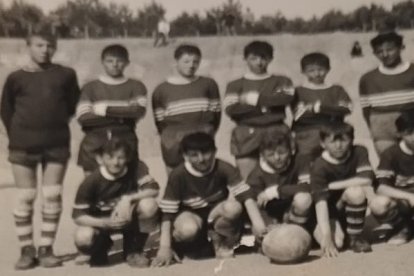 El equipo de fútbol de la promoción del.66.