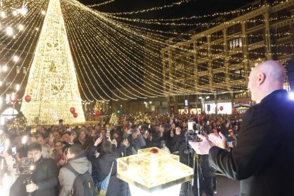Encendido de las luces de Navidad en León 2025.