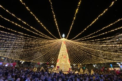 León enciende la Navidad.