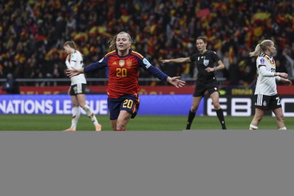 Claudia Pina, bigoleadora para España y MVP de la final.