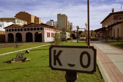 Estación de Feve en León en noviembre de 2000.