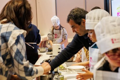 Taller inclusivo en la Feria de Productos de León.