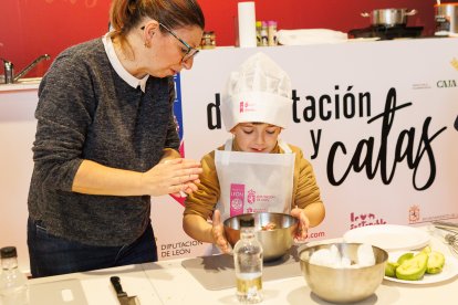 Taller inclusivo en la Feria de Productos de León.