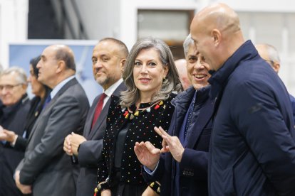 Jura de bandera de la Academia Básica del Aire por la Virgen del Loreto.