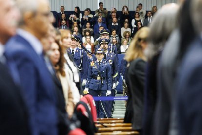 Jura de bandera de la Academia Básica del Aire por la Virgen del Loreto.