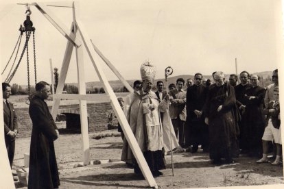 Construcción del colegio Sagrado Corazón Jesuitas de León.