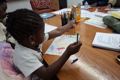 Una de las niñas que participan en el programa.