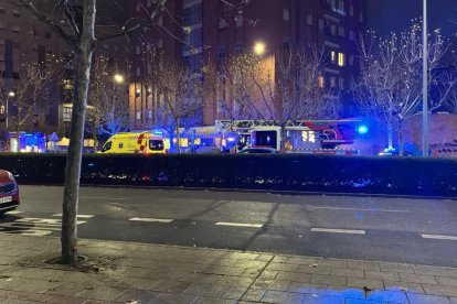 Escape de gas en una pizzería en la Avenida Reyes Leoneses de León.