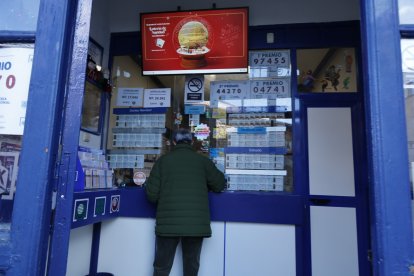 La Administración de Lotería de la calle Constitución, en La Pola de Gordón