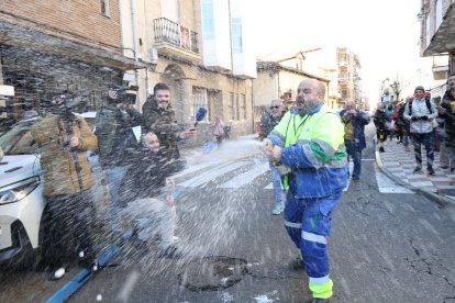 El premio Gordo llena de alegría las calles de La Bañeza