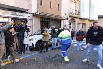 El premio Gordo llena de alegría las calles de La Bañeza