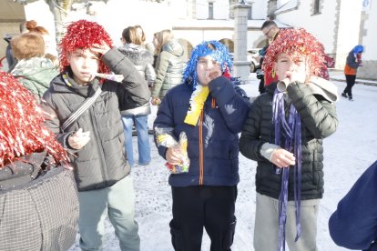 Villamanín festeja los 35 millones repartidos por la comisión de fiestas.