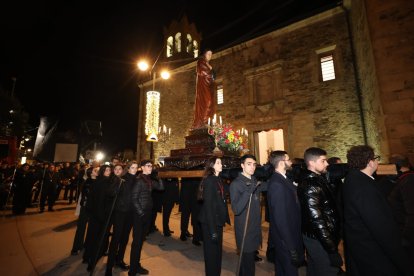 Un momento de la procesión