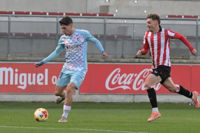 Los jugadores de la Ponferradina no dieron una alegría a su fiel afición en el comienzo competitivo del año 2026.