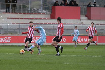 Los jugadores de la Ponferradina no dieron una alegría a su fiel afición en el comienzo competitivo del año 2026.