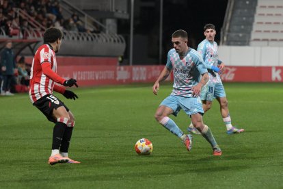 Los jugadores de la Ponferradina no dieron una alegría a su fiel afición en el comienzo competitivo del año 2026.